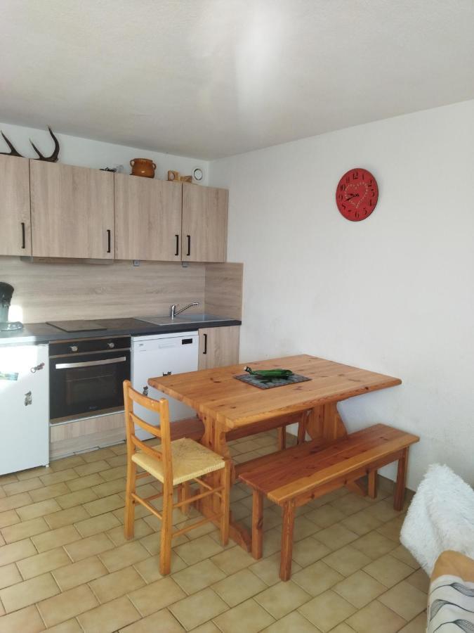 Studio Cabine Vue Sur Les Pyrenees Font-Romeu-Odeillo-Via Luaran gambar